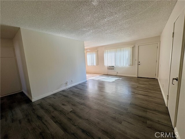 Photo - 3357 Butterfield Ave