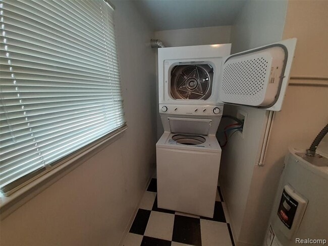 Photo - 154 Princeton Dr