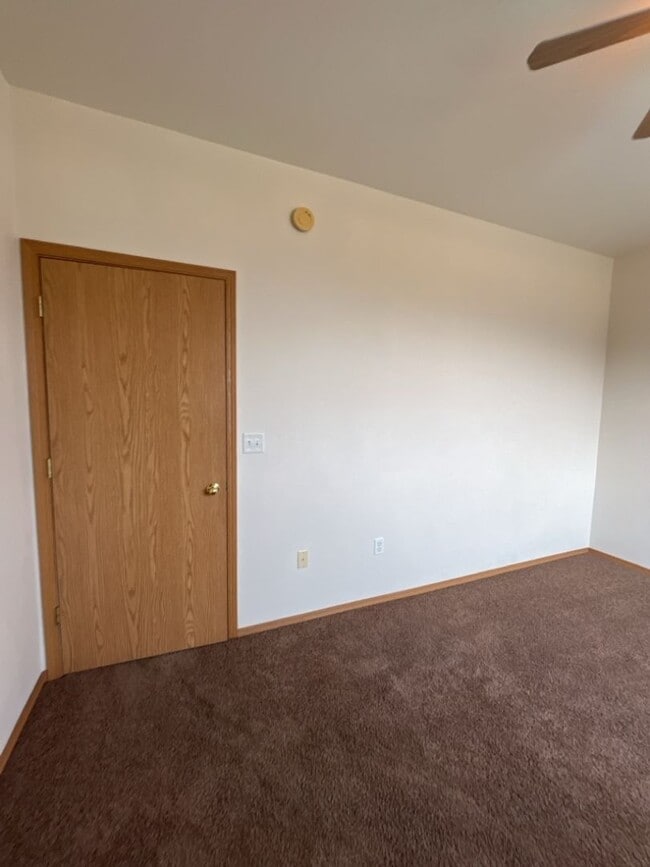 Photo - 400 Expressway Rd Unidad G