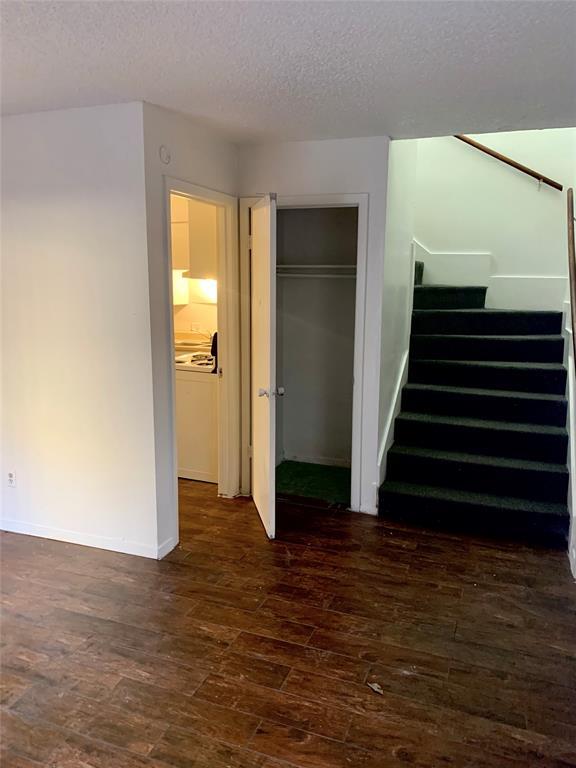 Photo - 2904 Sweeney Ln