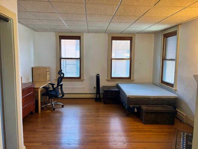 Photo - West Shore Apts – Furnished & All-Inclusive