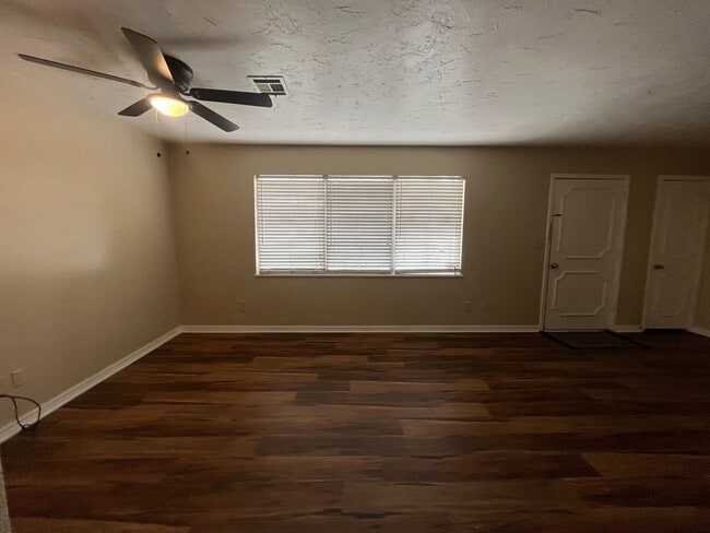 2424 NW 14th St Unit 509 Leslie Drive
