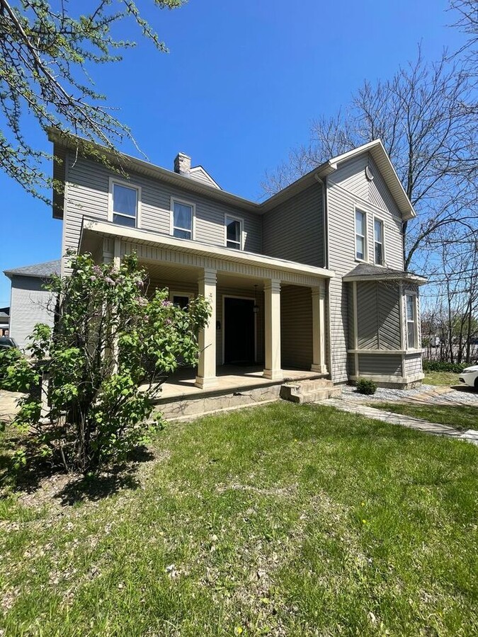 Photo - Rare Find: 2BR First Floor Apartment – All Utilities Included!