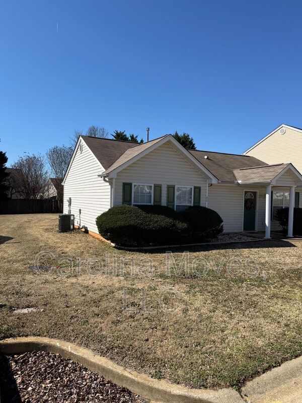 Photo - 325 Honor Rd