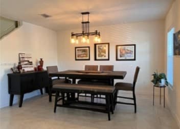 Photo - 314 NE 5th Pl Townhome