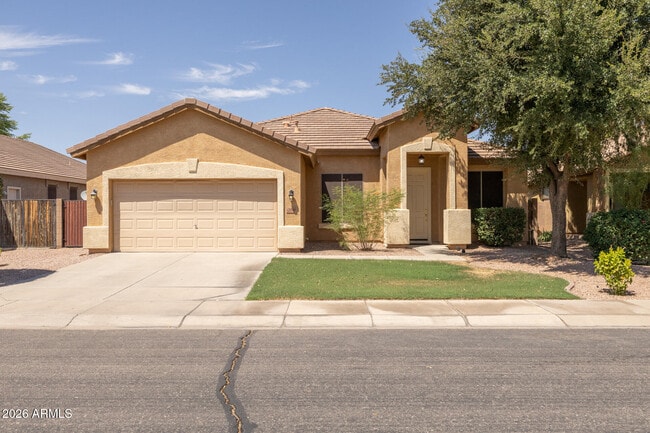Building Photo - 3096 E Kingbird Pl