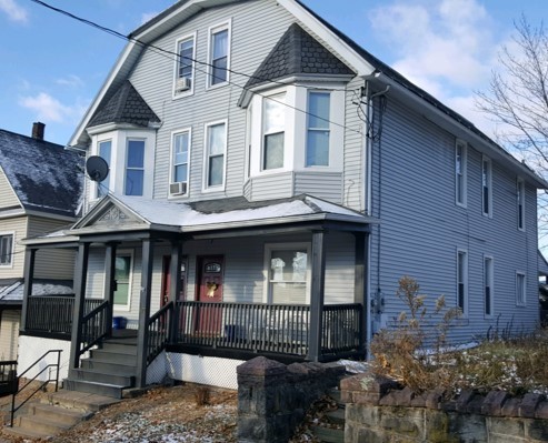 Front - 425 Taylor Ave Unit 425