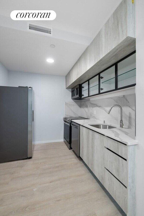 Photo - 571 Ocean Pkwy