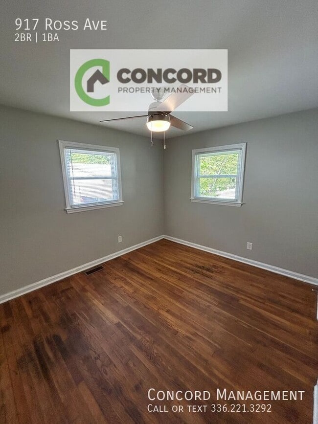 Photo - 917 Ross Ave