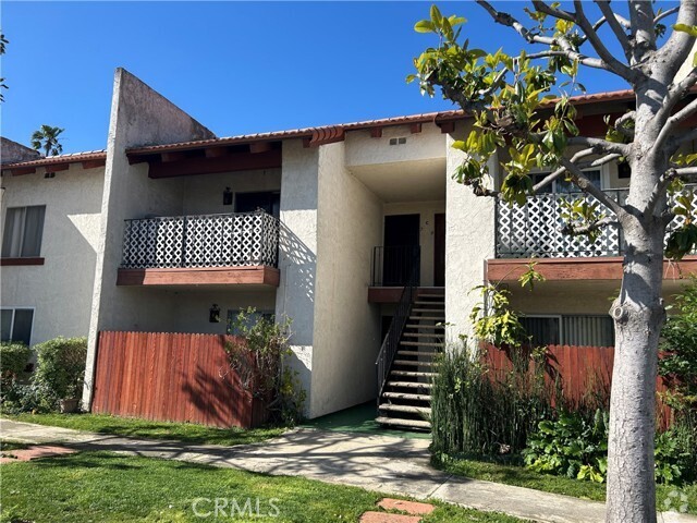 Building Photo - 23641 Golden Springs Dr Unit C2 Rental