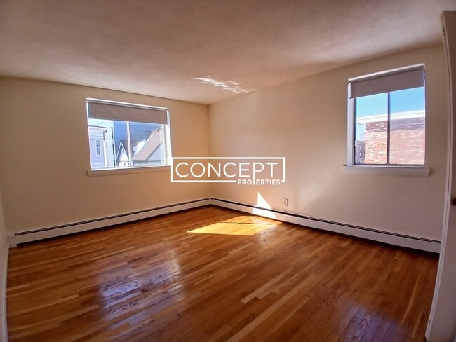 Building Photo - 88 Gardner St Unit 30