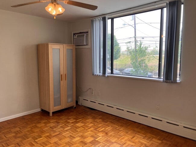 Photo - 121 20th St Unit Apartment 1