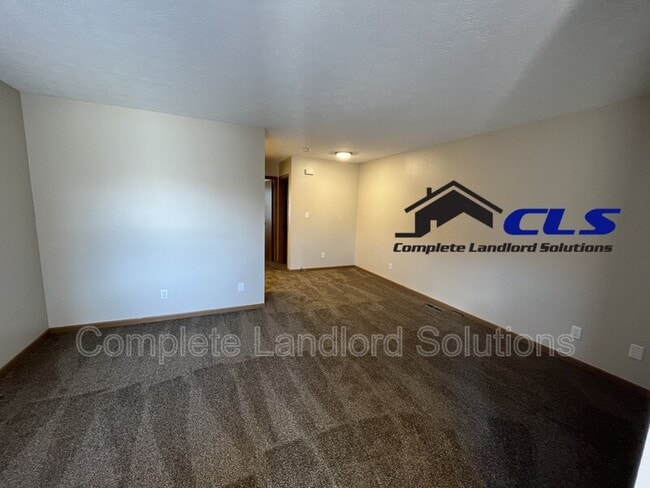 Photo - 1742 E Morgan Dr