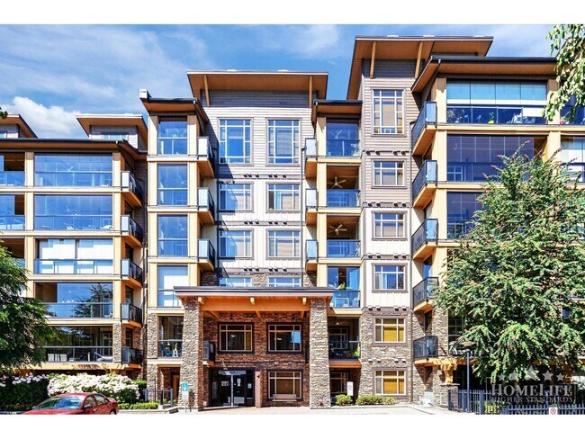 8067-8207 207 St Unit 528