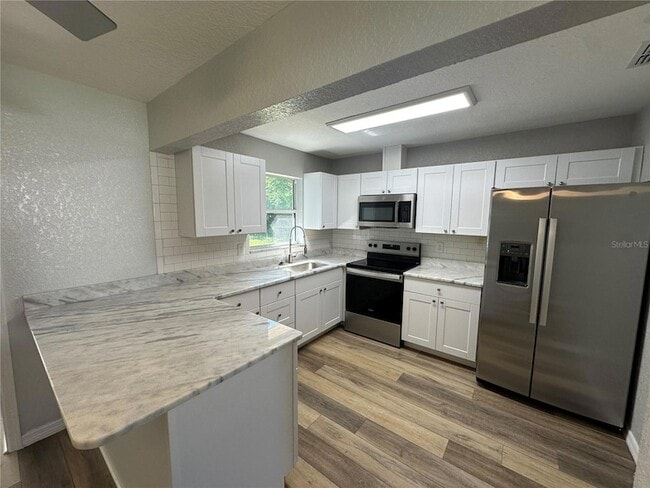 Photo - 612 Stanley Ave