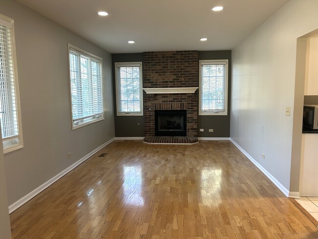 Photo - 1227 S Parkside Dr