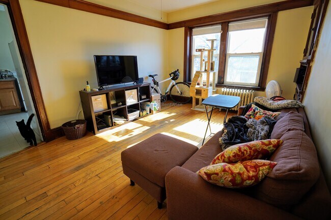 Photo - 230 South St Unit 6