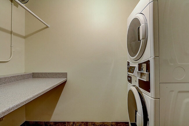 New (2019) Washer & Dryer
