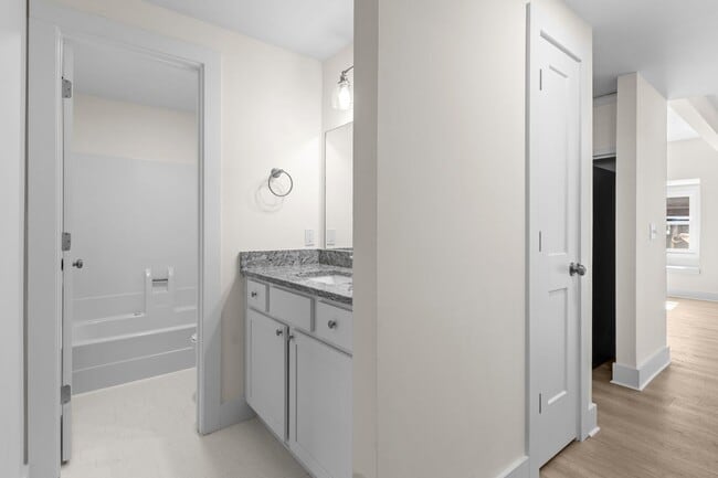 Photo - AVAILABLE NOW. 3 BED 1 BATH. IDEAL LOCATION IN BELLEVUE. CLOSE TO EVERYTHING WEST NASHVILLE. NEWL...