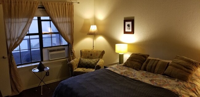 Photo - 11140 Stratford Dr Unit 604