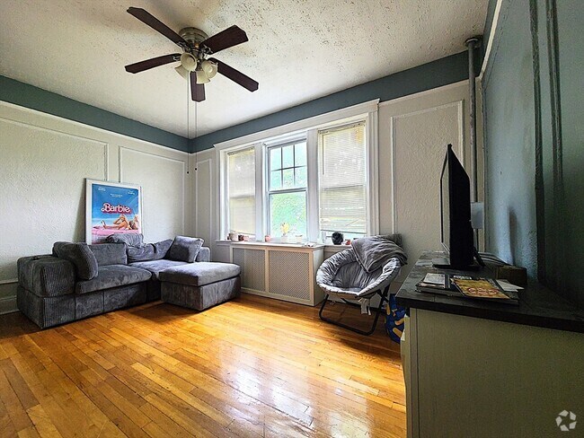 Building Photo - 1691 Commonwealth Ave Unit 22 Rental