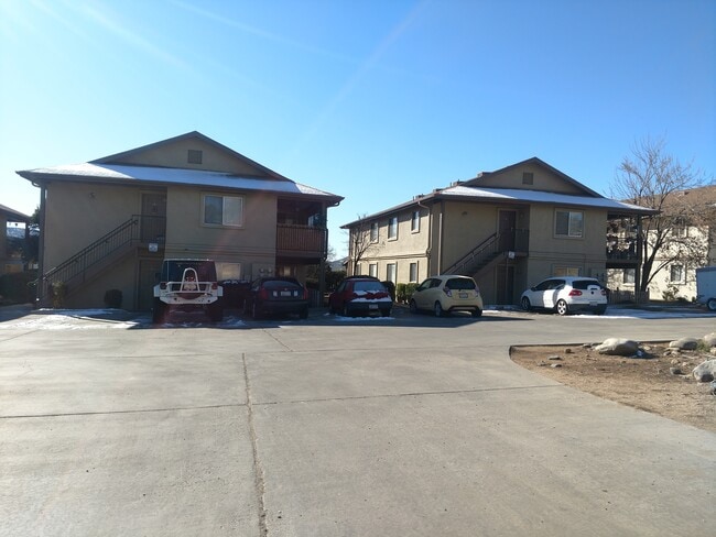 Building Photo - M&J Properties 151 Unit B Rental