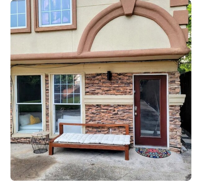 Photo - 6222 Foster St