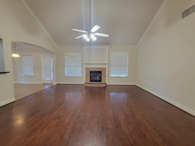 Photo - ***4 BEDROOM IN FORT WORTH***