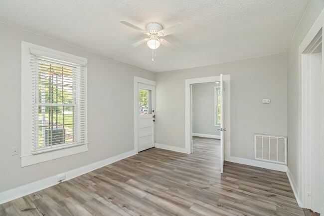 Photo - 4100 Garnet Dr