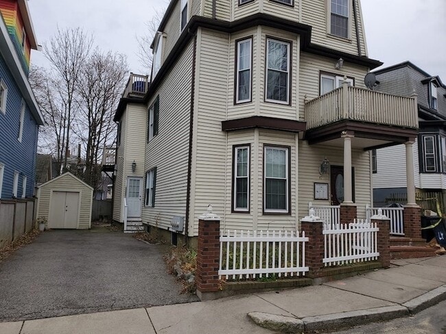 Photo - 47 Moseley St Condo Unit 1