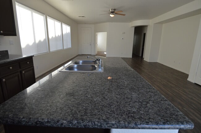 Photo - 3534 Tundra Swan St