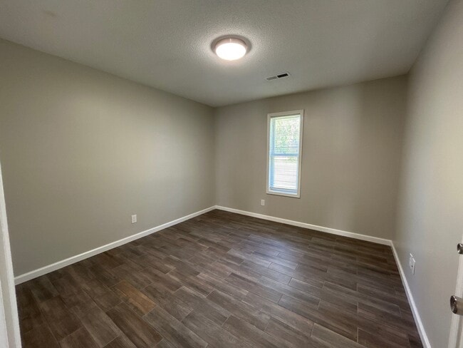 Photo - 40 Fairway Cv