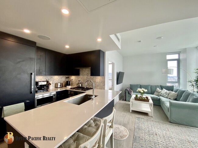 Photo - 901 Lougheed Hwy Unit 20XX