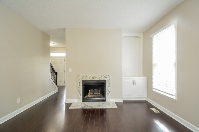 Photo - 2316 Laurel Valley Way