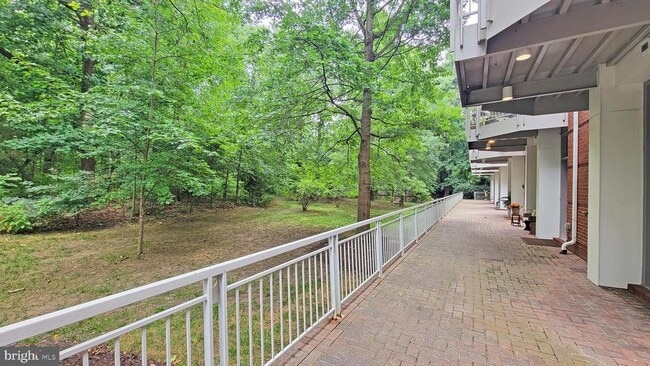 Photo - 2010 N Westmoreland St