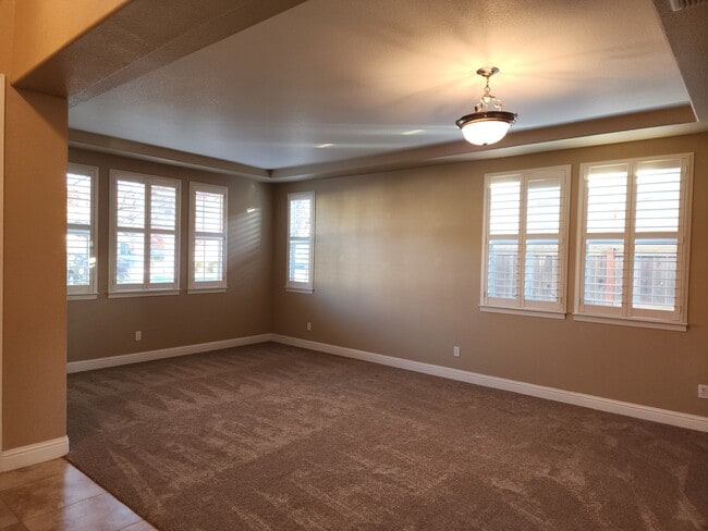 Photo - 1385 Oak Valley Dr