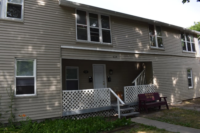 Photo - 624 S Lansing St