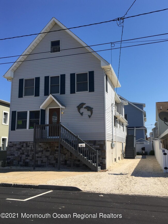 Photo - 61 Fielder Ave