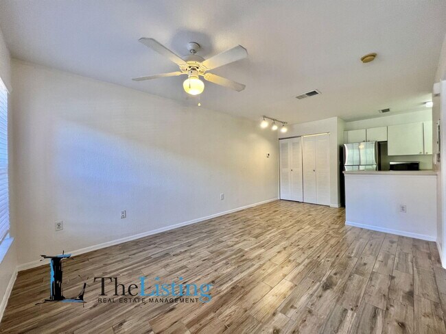 Photo - 9126 Lake Chase Island Way