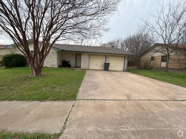 Building Photo - 1206 Edgefield St Rental