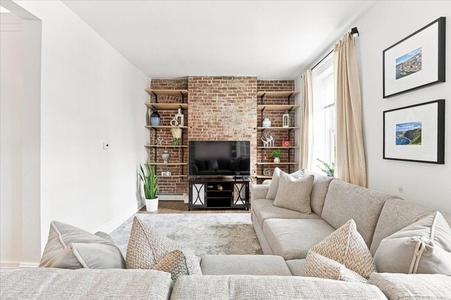 Photo - 708 Willow Ave Unit 4B
