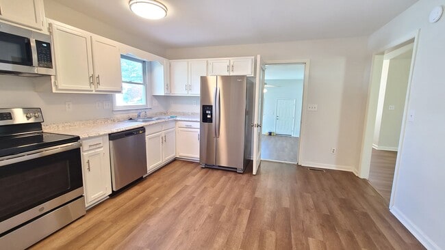 Photo - Cute corner home for rent