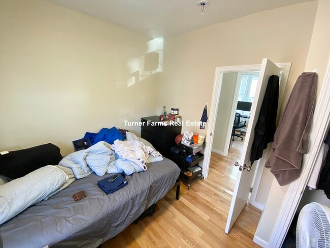 Photo - 6 Bickford Ave Unidad 3