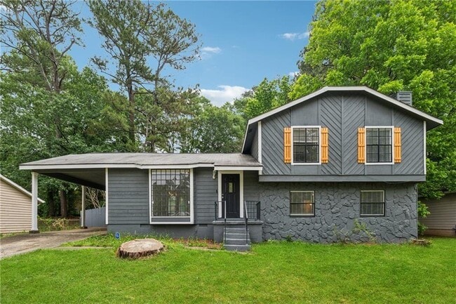 Building Photo - 9176 Greenwood Dr Rental