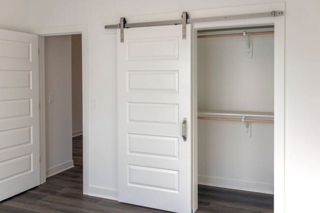 Photo - 19613 W 200th St