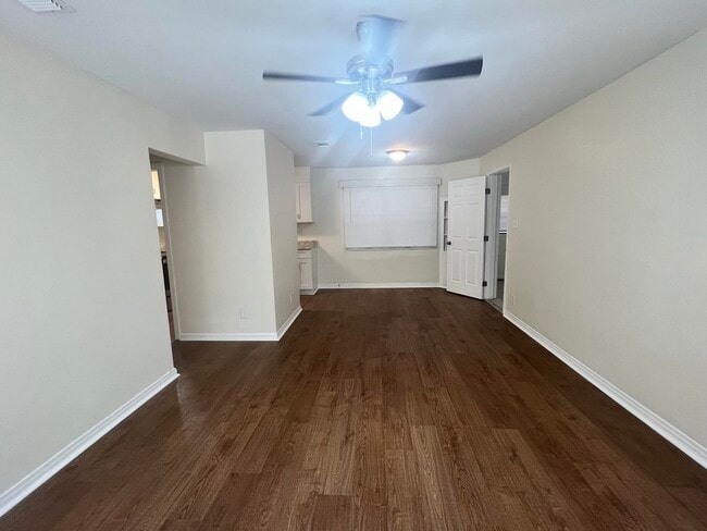 Photo - 3422 Miami Dr