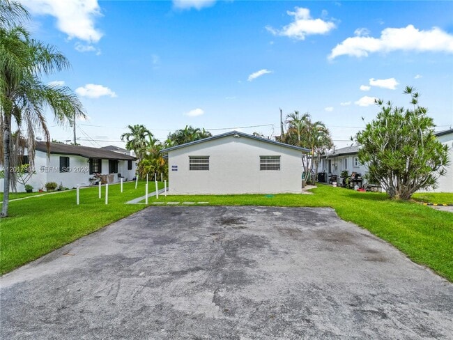 Building Photo - 25430 SW 107th Ave Unit 25430
