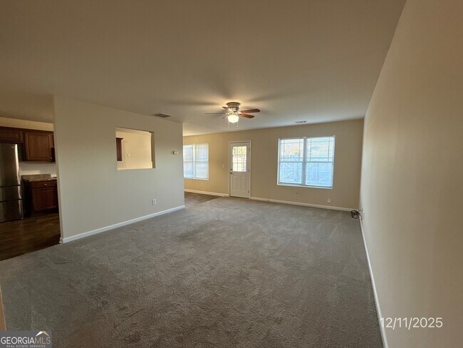 Photo - 1122 Mcconaughy Ct