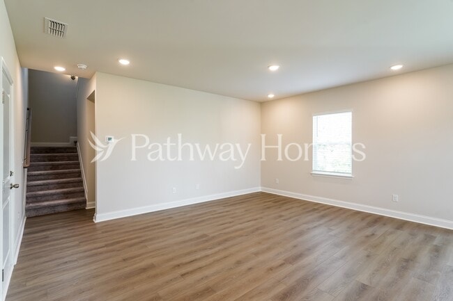 Photo - 215 Limestone Wy