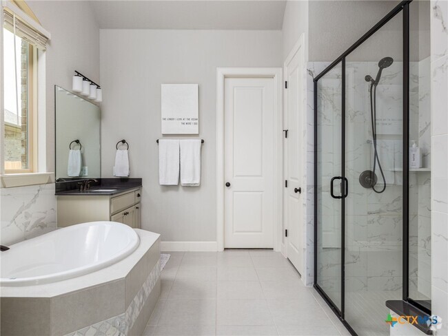 Building Photo - 253 Pink Granite Blvd Rental